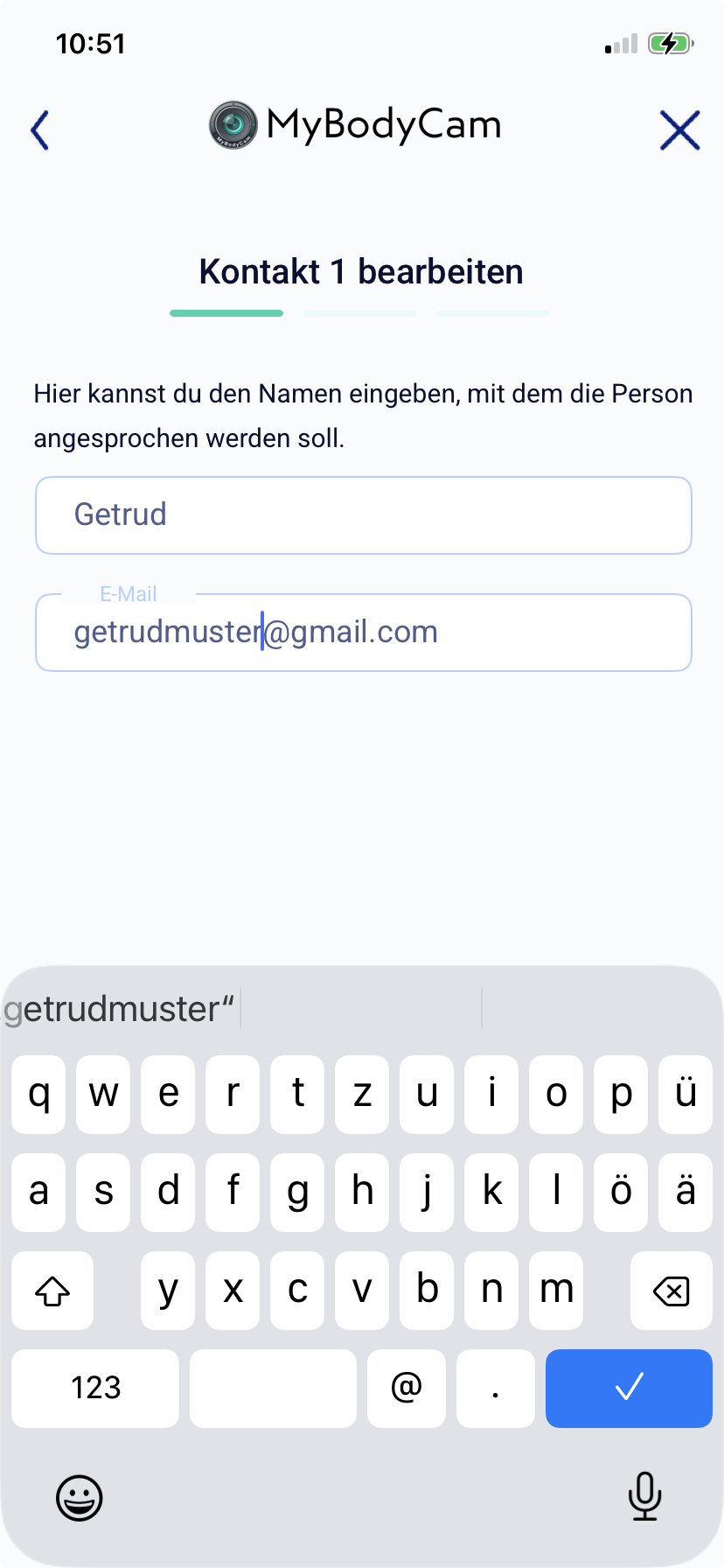 Name und E-Mail-Adresse werden eingegeben